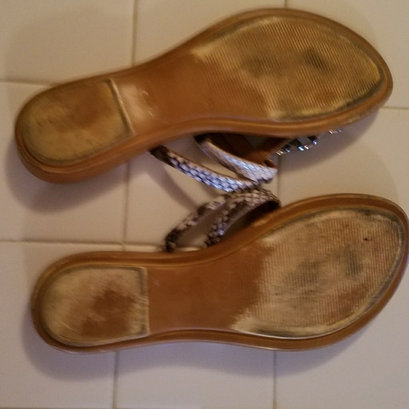 Sandals - Picture 2 of 6